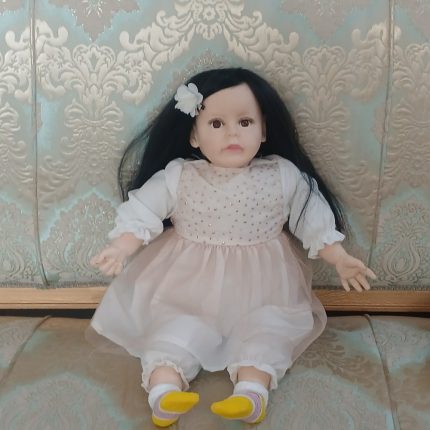 عروسک سیلیکونی